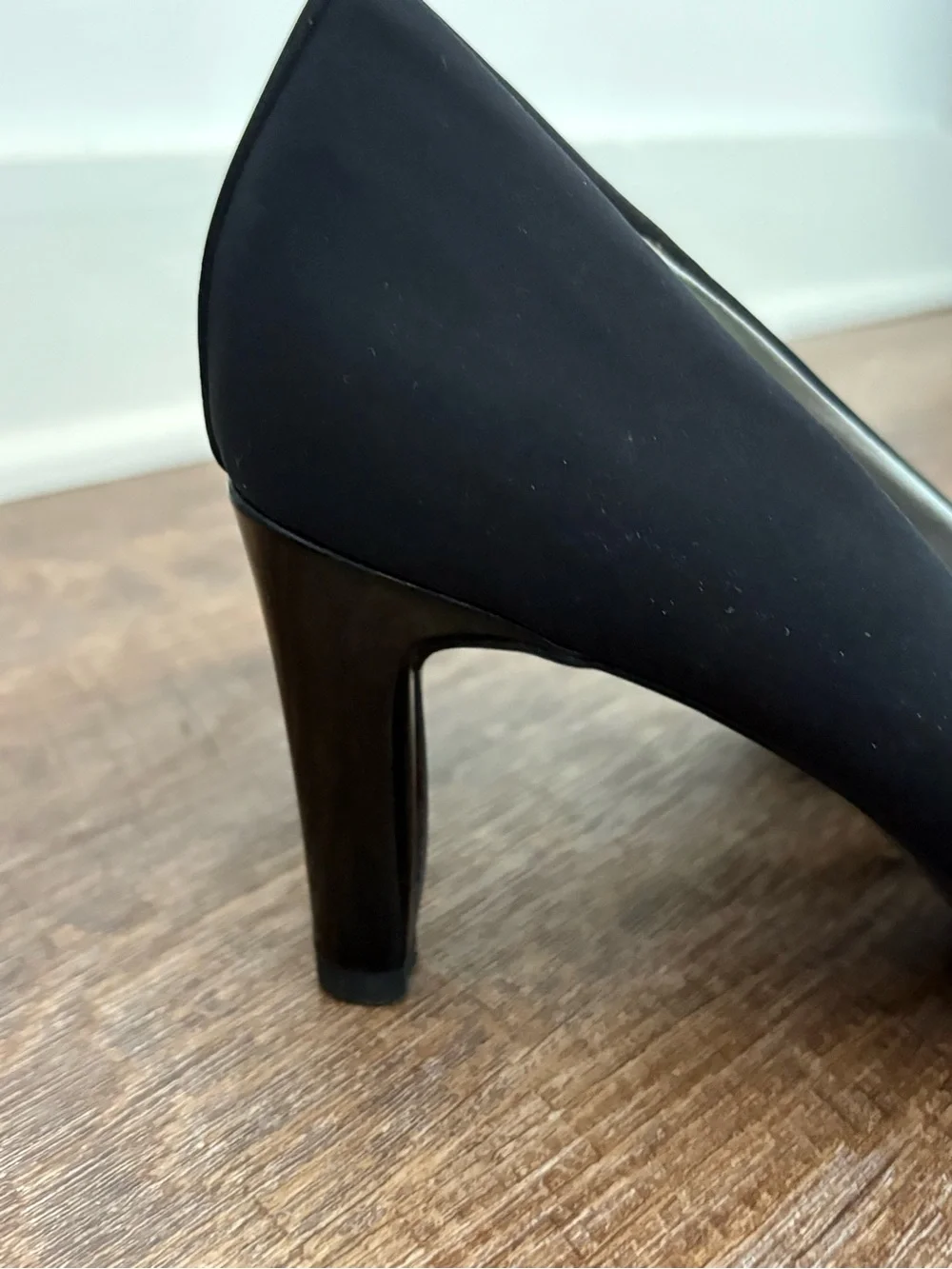 Bandolino Black Women's Round-Toe Dress Pumps